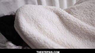 Dark Haired Long Breasts And Butt 19 Yo Stepsister Fucks Brother Inside