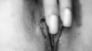 My rich and juicy snatch wants to be penetrated