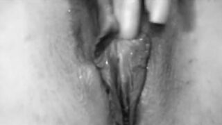 My rich and juicy snatch wants to be penetrated