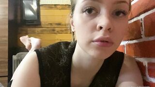 POSING TOES WORSHIP SCENE