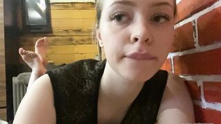 POSING TOES WORSHIP SCENE