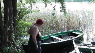Annadevot - Long titties showing at the lake :-))