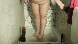Annadevot - Long penis into the shower