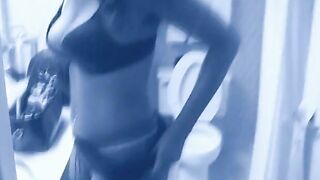 Fit stud gets his tool blown by honey skinned Cutie