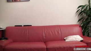 Kranker Fan vergeht sich an mir und fickt mich ohne Gummi