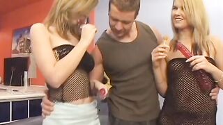 Sensual babes on couch sucks bro's dick and fucks it