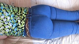 Old shows off her long butt inside jean, finger fuck, masturbatio