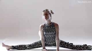 Russian goddess unshaved gymnast Rita Mochalkina