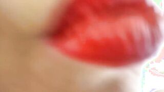 Filthy ginger cougar sucking off & fucking! Soak pussy close-up .!. )