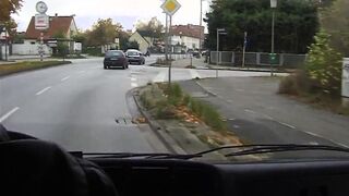 Dreier im Wohnmobil mit Passantin