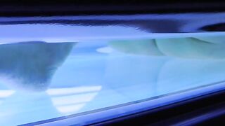 Annadevot - My visit to the tanning salon