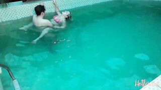 Sex with GF inside the pool