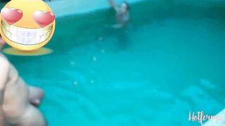 Sex with GF inside the pool