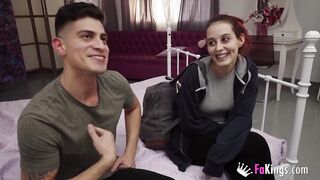 Ginger bombshell experiences her first experience with huge dick