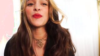 Meet Salo, the Bae Colombian who tells us details of