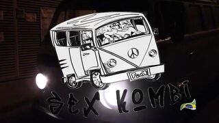 Capetinha is nailed by a beginning actor in the Kombi