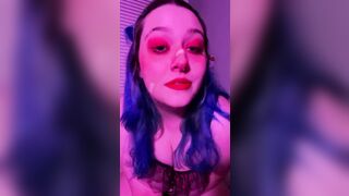 E-women JOI: let me guide you while i play with myself!