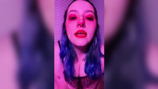 E-women JOI: let me guide you while i play with myself!