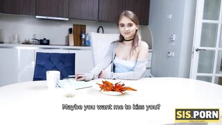 SIS.PORN. Dude convinced naive GF to make it for the sake of help with homework