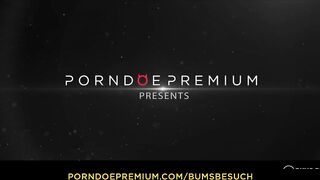 BUMS BESUCH - Hottie German porn star Lilli Vanilli sucks
