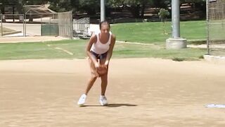 Baseball Girls ficken mit dem Trainer 3 Way