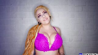Big Tit Tattooed Alt Bombshell Ready To Screwed