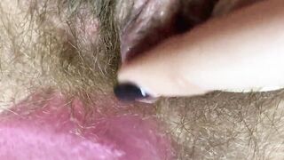 Insane Closeup Huge clitoris Rubbing orgasm soak bushy cunt