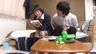 女先輩にHの練習だからとお願いしまくって素股してたら「あっ！生で入っちゃった！」気持ち良いからそのまま中出し ④ 　2015