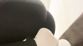 Satisfy do something with that fat booty