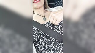 Old oriental finger vagina driving vehicle