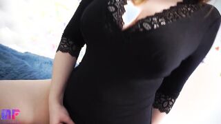 Amateur cunt with mouth films her sex and shows long jugs