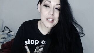 Amateur fucks huge titties with sex toy on webcam
