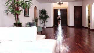 Ashley Lovebug And Harley Jade Performance Off Their 19 year old cunts