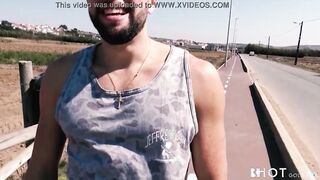 Lili goes for a run with her BF. They find