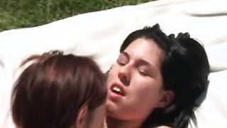 Bae butt honeys finger and vibrator nailed soak cunts outside