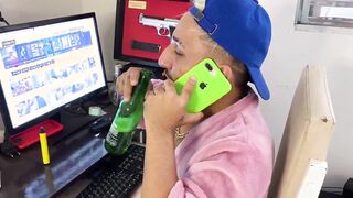 - I'M THE BOSS AND EATING BITCH INSIDE MY BOAT