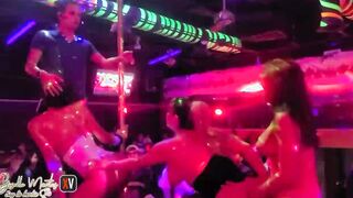 performance with my three girlfriends and we squierte at the