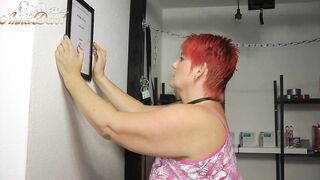 Annadevot - Hanging pictures, or ???