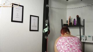 Annadevot - Hanging pictures, or ???