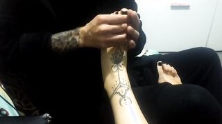 feet rubs, bj and toejob