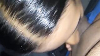 Amiga de la Universidad me da una mamada y se come el semen