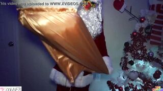 Cougar thought she was getting presents ended up getting Santa