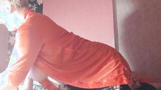 Rough anal and squirt into rubber and high heels