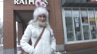 VanessaKiss - Ficken inside Wunstorf-Rathaus