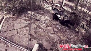 Mom Hunter & hoe Julia Exclusiv enjoy an anal screwed