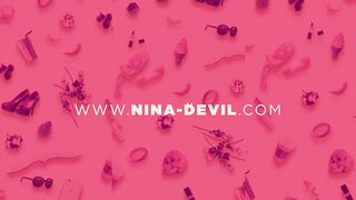 Amateur Teenie Striptease Nina Devil
