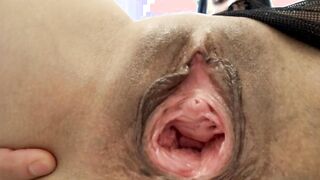Mom into ebony negligee fucks vagina to juice