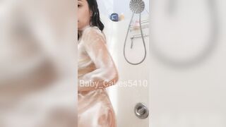 A little shower with soapy bubbles
