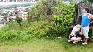 Park camera catches lovers fucking into outside