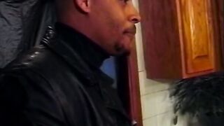 Good big tit lady gets penis into the kitchen